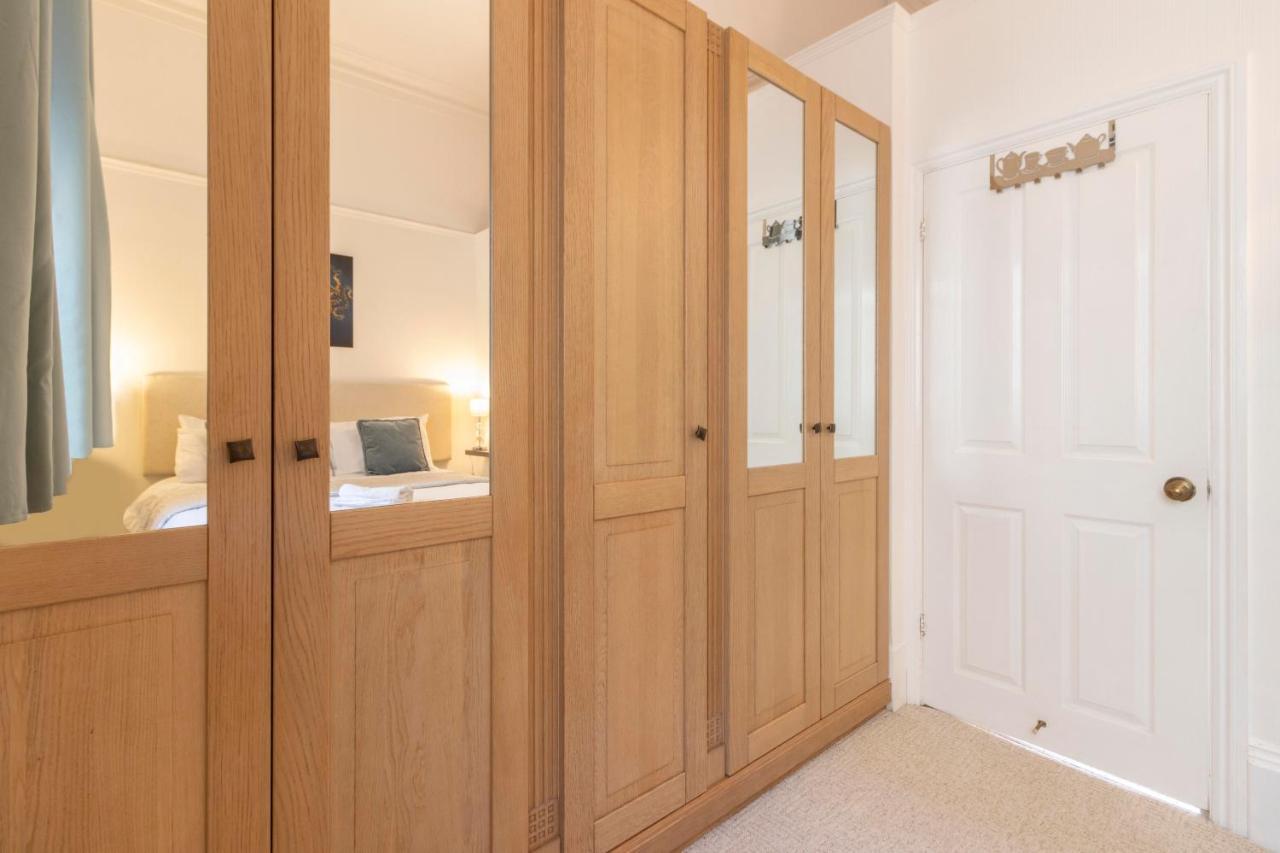 **Sunny And Bright, Thatchers Rock One Bed Beach Front Apartment*** Torquay Luaran gambar