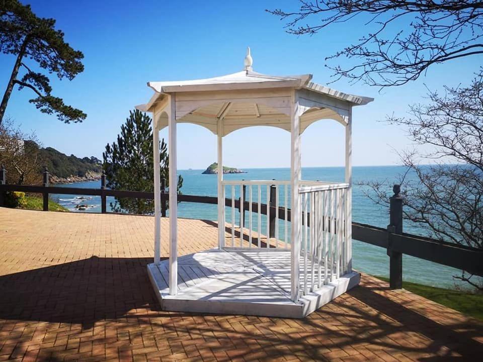 **Sunny And Bright, Thatchers Rock One Bed Beach Front Apartment*** Torquay Luaran gambar