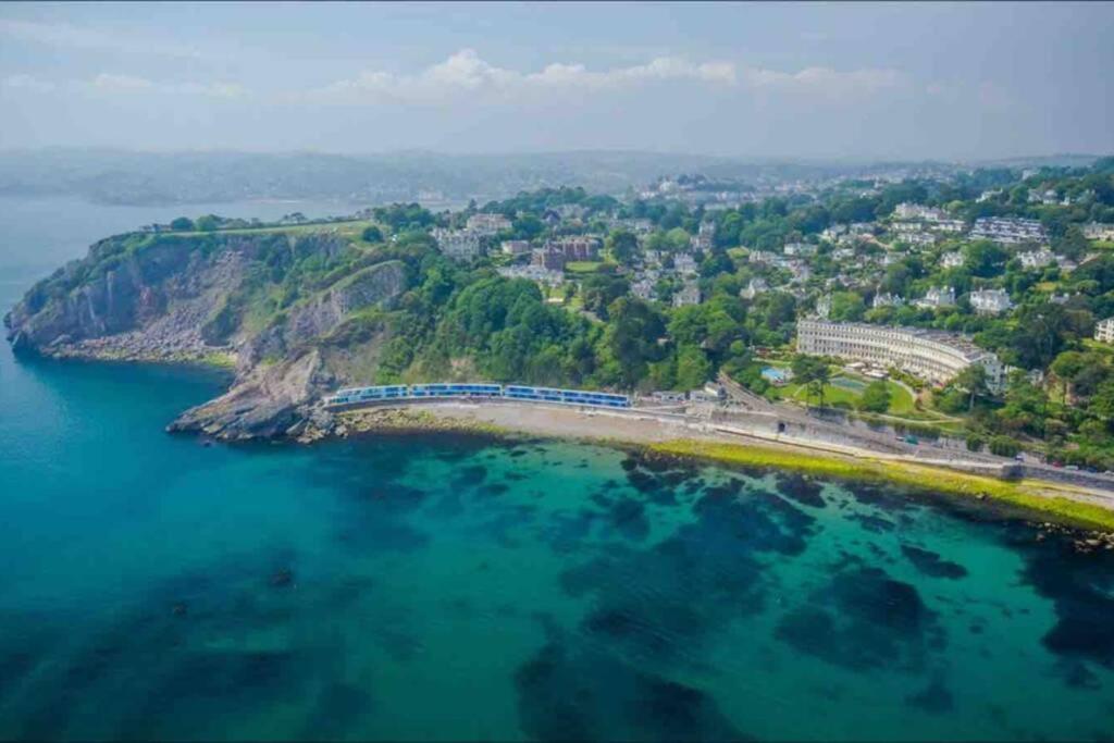 **Sunny And Bright, Thatchers Rock One Bed Beach Front Apartment*** Torquay Luaran gambar