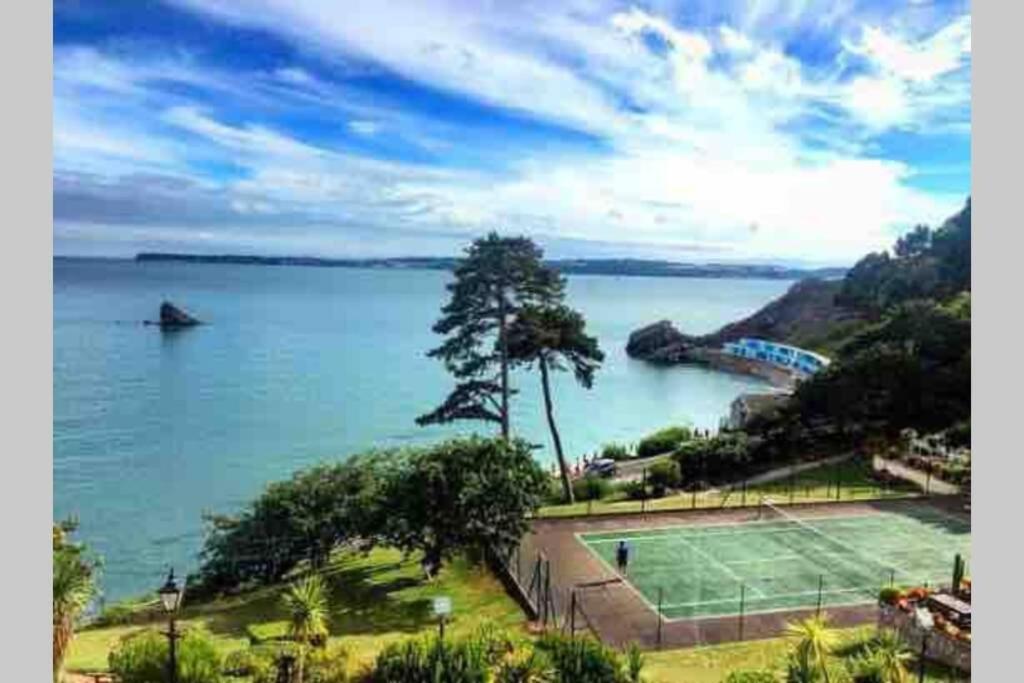 **Sunny And Bright, Thatchers Rock One Bed Beach Front Apartment*** Torquay Luaran gambar